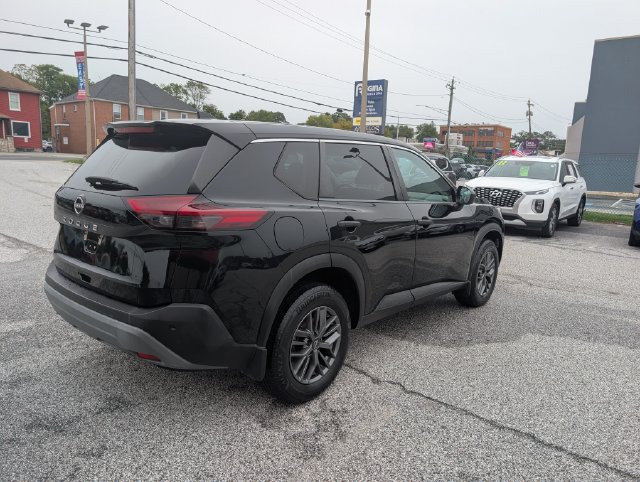 Used 2022 Nissan Rogue S FWD image 5