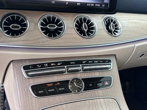Used 2018 Mercedes-Benz E 400 Coupe image 21