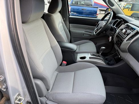 Used 2012 Toyota Tacoma 4x4 Double Cab w/ SR5 Pkg image 25