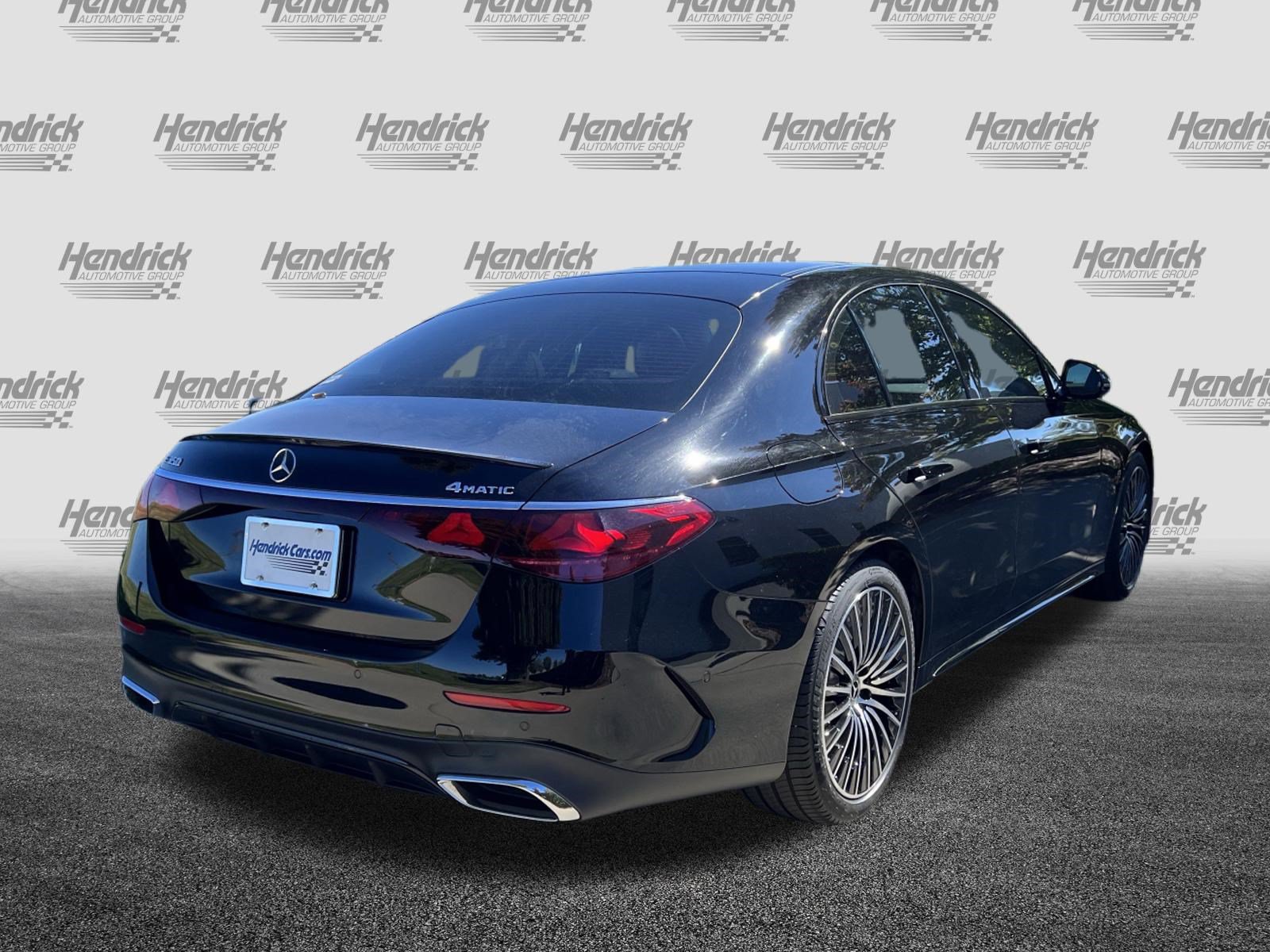 Used 2026 Mercedes-Benz E 350 4MATIC Sedan image 9