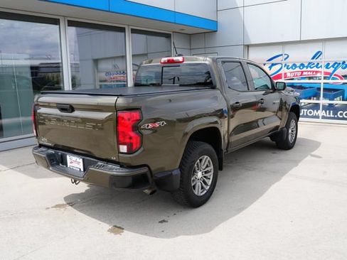Used 2023 Chevrolet Colorado LT w/ LT Convenience Package II AWD/4WD image 33