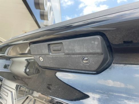 Used 2019 Chevrolet Silverado 1500 High Country AWD/4WD image 36