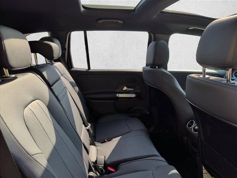 Certified 2026 Mercedes-Benz GLB 250 image 19