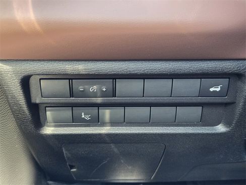 New 2025 Mitsubishi Outlander SEL image 16