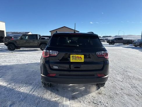 New 2026 Jeep Compass Latitude image 7