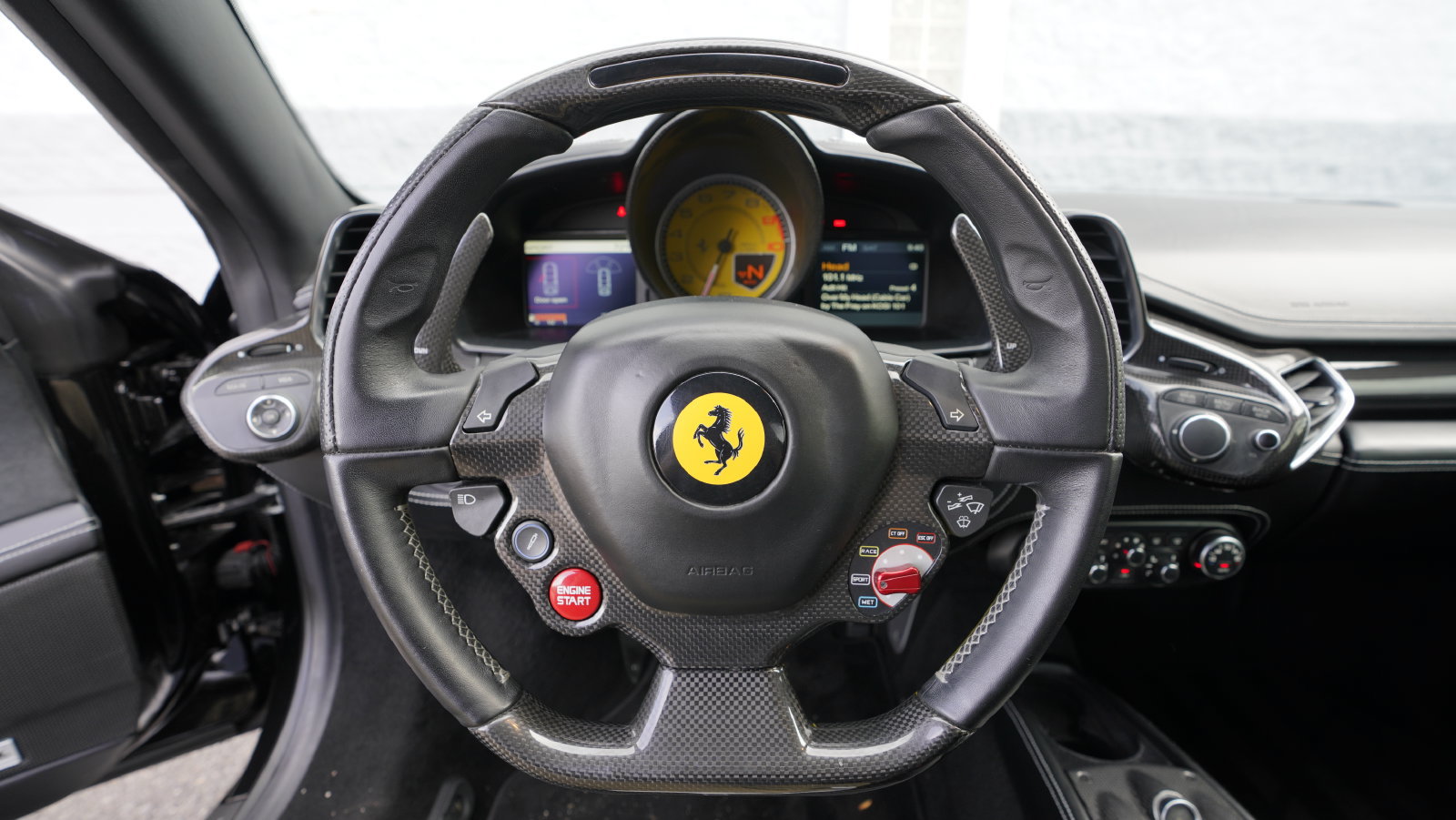 Used 2014 Ferrari 458 Spider RWD image 4