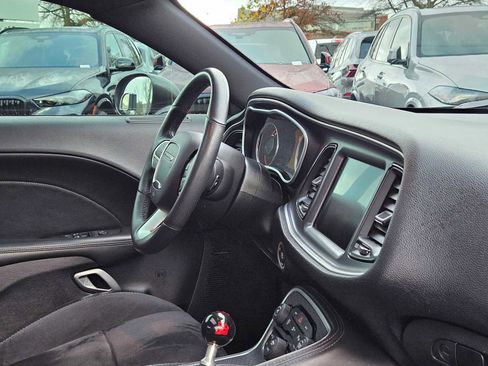 Used 2016 Dodge Challenger R/T Scat Pack w/ Leather Interior Group image 12