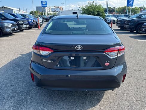 Used 2024 Toyota Corolla LE FWD image 6