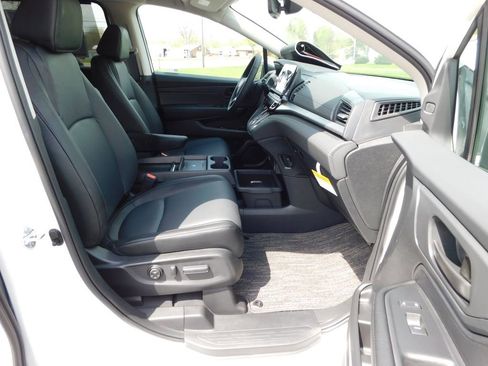 New 2026 Honda Odyssey EX-L image 18