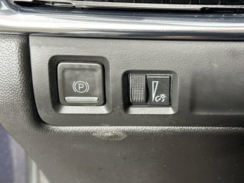 Used 2023 Cadillac XT4 Sport image 25