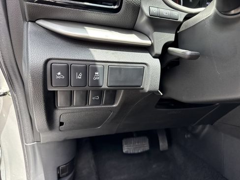 Used 2024 Mitsubishi Eclipse Cross SE AWD/4WD image 23