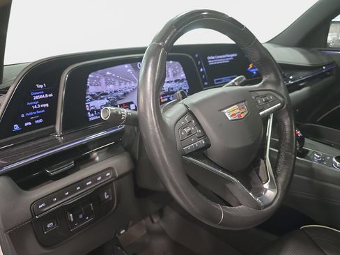 Used 2023 Cadillac Escalade ESV Sport w/ LPO, ONYX Package AWD/4WD image 23