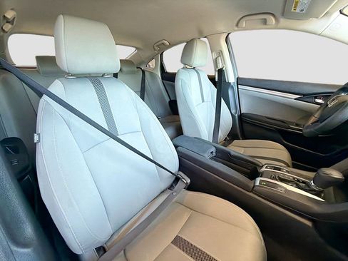 Used 2020 Honda Civic LX image 25