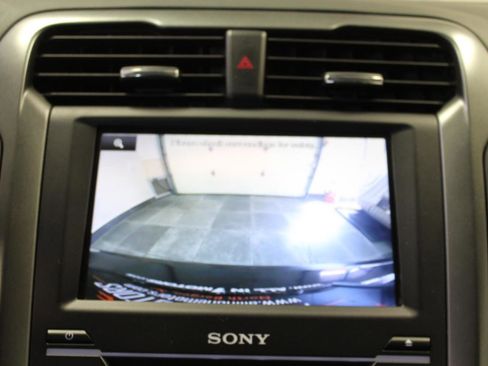 Used 2014 Ford Fusion Titanium FWD image 13