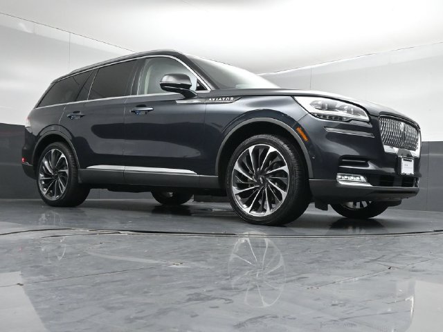 Used 2021 Lincoln Aviator Reserve w/ Equipment Group 202A AWD/4WD image 38