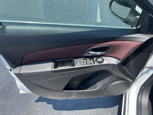 Used 2012 Chevrolet Cruze LT FWD image 9