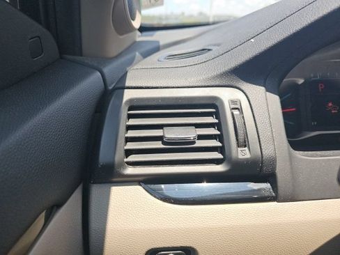 Used 2019 Honda Pilot Touring image 34
