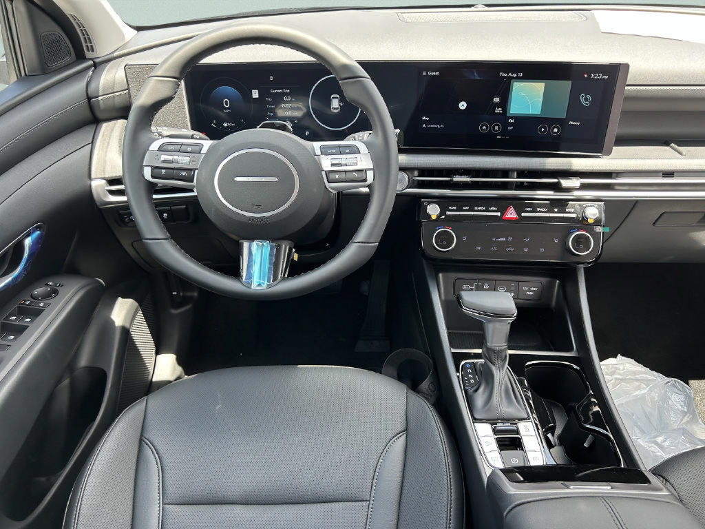 Used 2025 Hyundai Tucson SEL FWD image 19