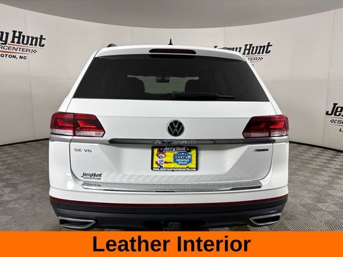 Used 2023 Volkswagen Atlas SE w/ Panoramic Sunroof Package AWD/4WD image 7