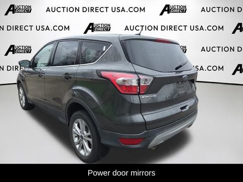 Used 2017 Ford Escape SE image 8