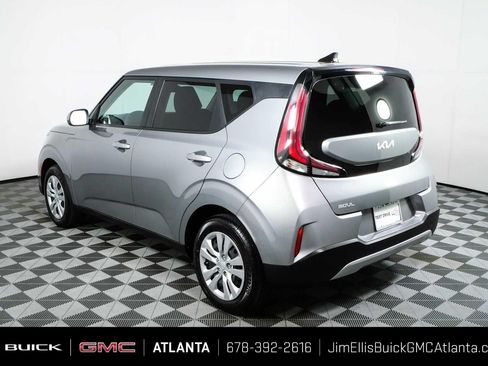 Used 2025 Kia Soul LX FWD image 25