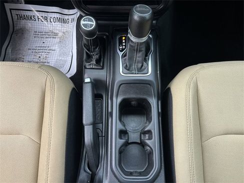 Used 2020 Jeep Gladiator Overland w/ Trailer Tow Package image 19