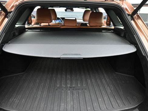 New 2025 Toyota Crown Signia image 13