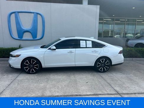 Used 2025 Honda Accord Touring image 5