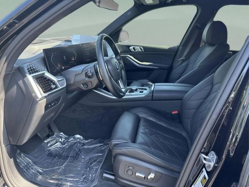 Used 2024 BMW X5 xDrive40i w/ Parking Assistance Package image 15