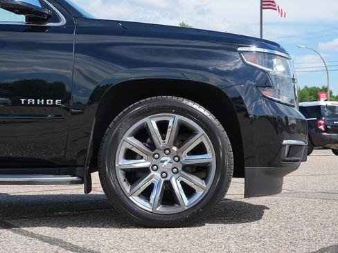 Used 2015 Chevrolet Tahoe LTZ AWD/4WD image 13