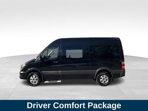 Used 2018 Mercedes-Benz Sprinter 2500 image 2