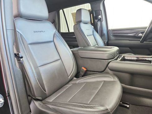 Used 2024 GMC Yukon Denali image 45
