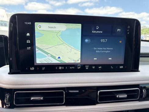 New 2026 Lincoln Aviator AWD image 24