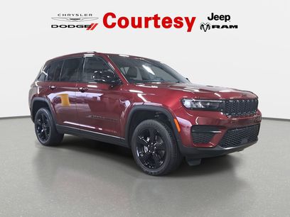 Used 2023 Jeep Grand Cherokee Altitude