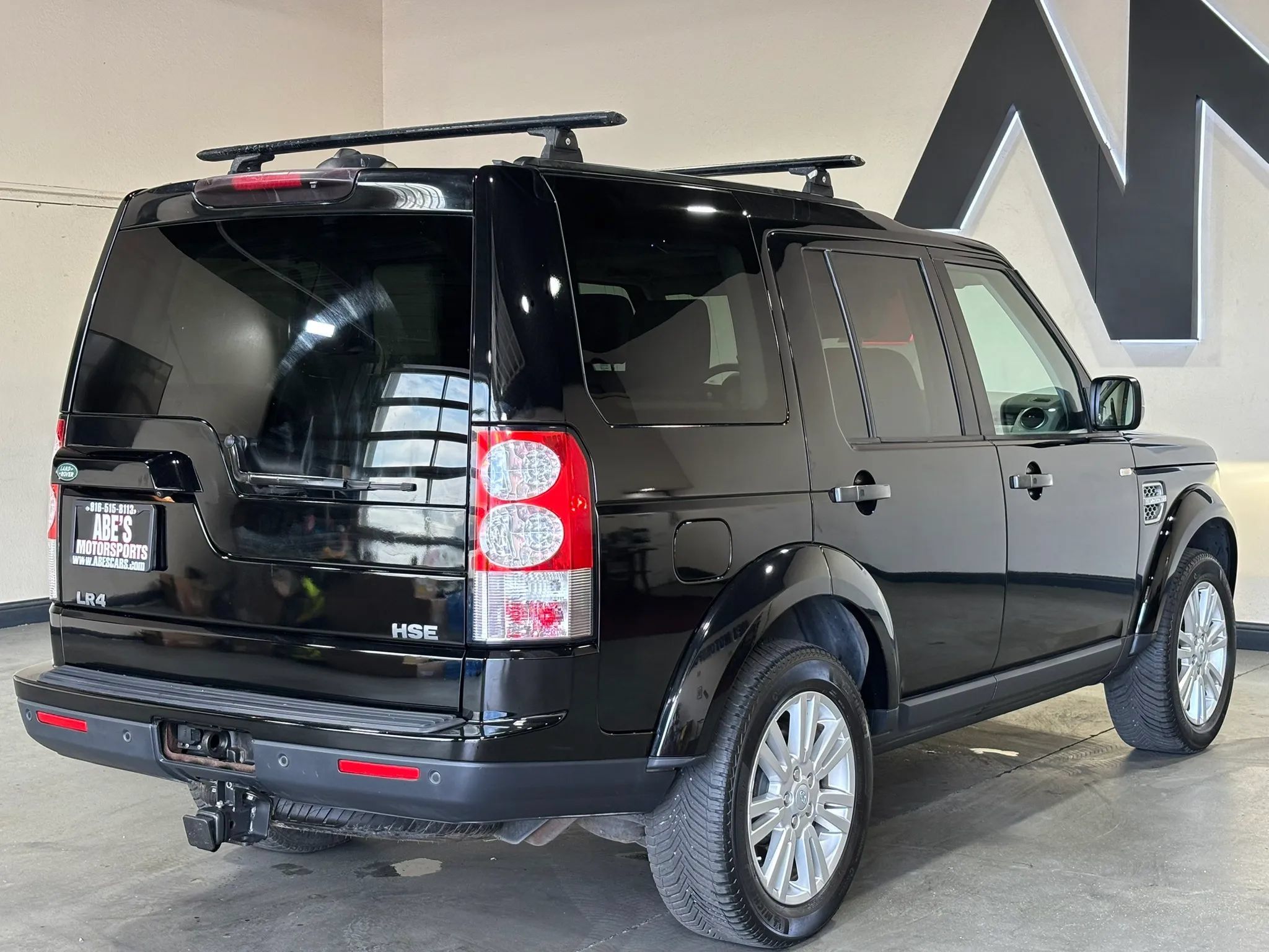 Used 2011 Land Rover LR4 HSE LUX AWD/4WD image 6