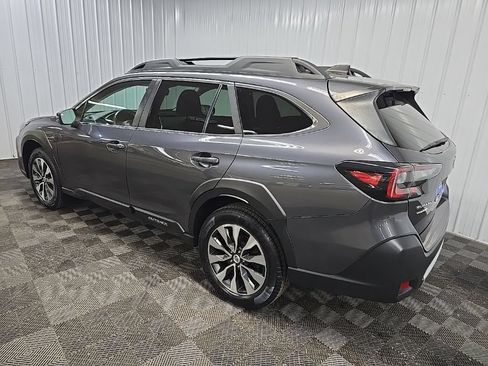 Used 2023 Subaru Outback Limited XT AWD/4WD image 9