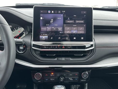 Used 2023 Jeep Compass Trailhawk image 29