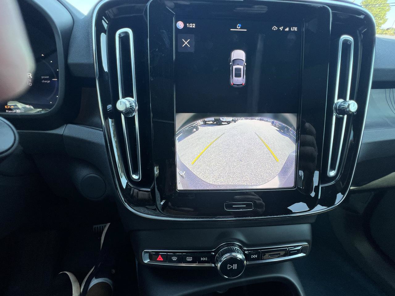 Used 2023 Volvo XC40 Recharge Plus AWD/4WD image 20