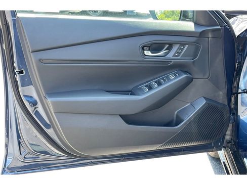 Certified 2025 Honda Accord EX-L image 11