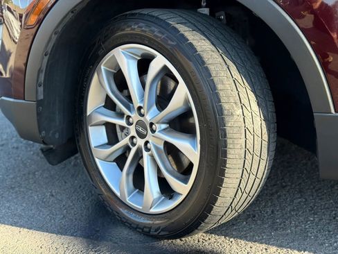 Used 2019 Lincoln MKC Select w/ Select Plus Package FWD image 11