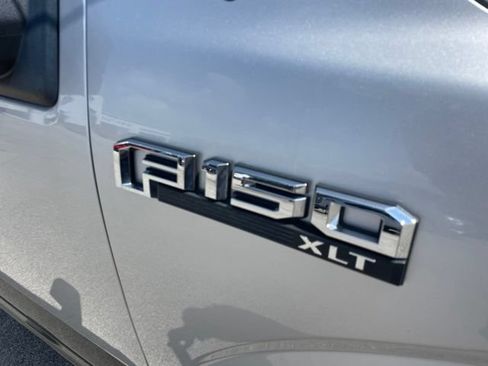 Used 2015 Ford F150 XLT AWD/4WD image 3