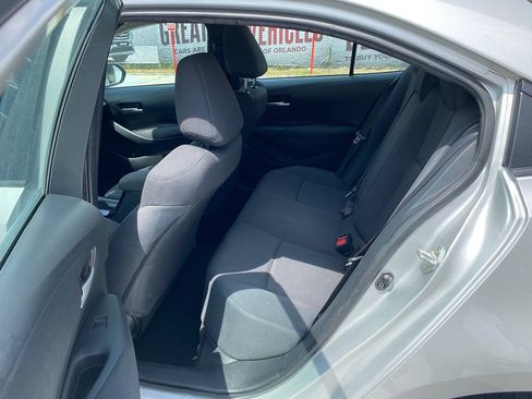 Used 2020 Toyota Corolla LE FWD image 6