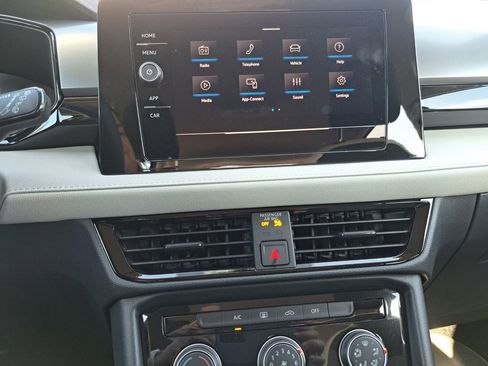 New 2026 Volkswagen Taos S image 9