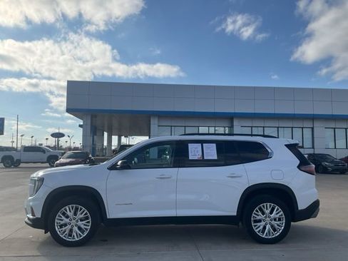 Used 2024 GMC Acadia Elevation image 32