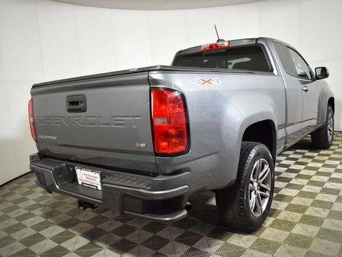Used 2022 Chevrolet Colorado LT w/ LT Convenience Package image 4