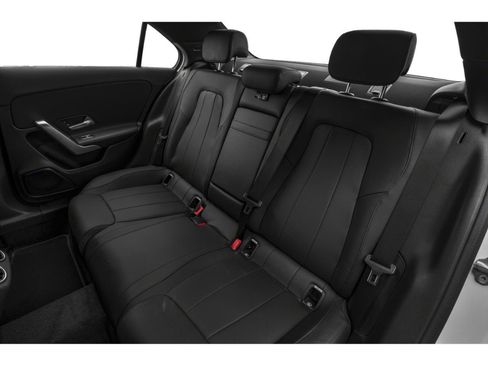 Used 2019 Mercedes-Benz A 220 image 8