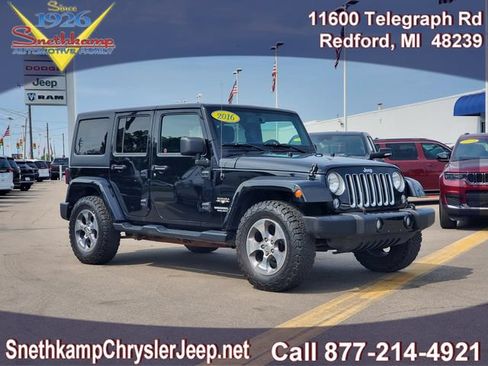 Used 2016 Jeep Wrangler Unlimited Sahara w/ Dual Top Group AWD/4WD image 1