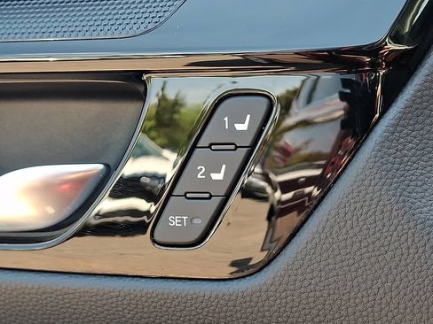 Used 2024 Honda CR-V EX-L image 26