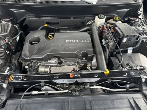 Used 2021 GMC Terrain SLE w/ Driver Convenience Package image 8