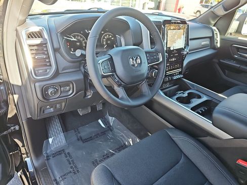 New 2026 RAM 1500 4x4 Crew Cab image 15
